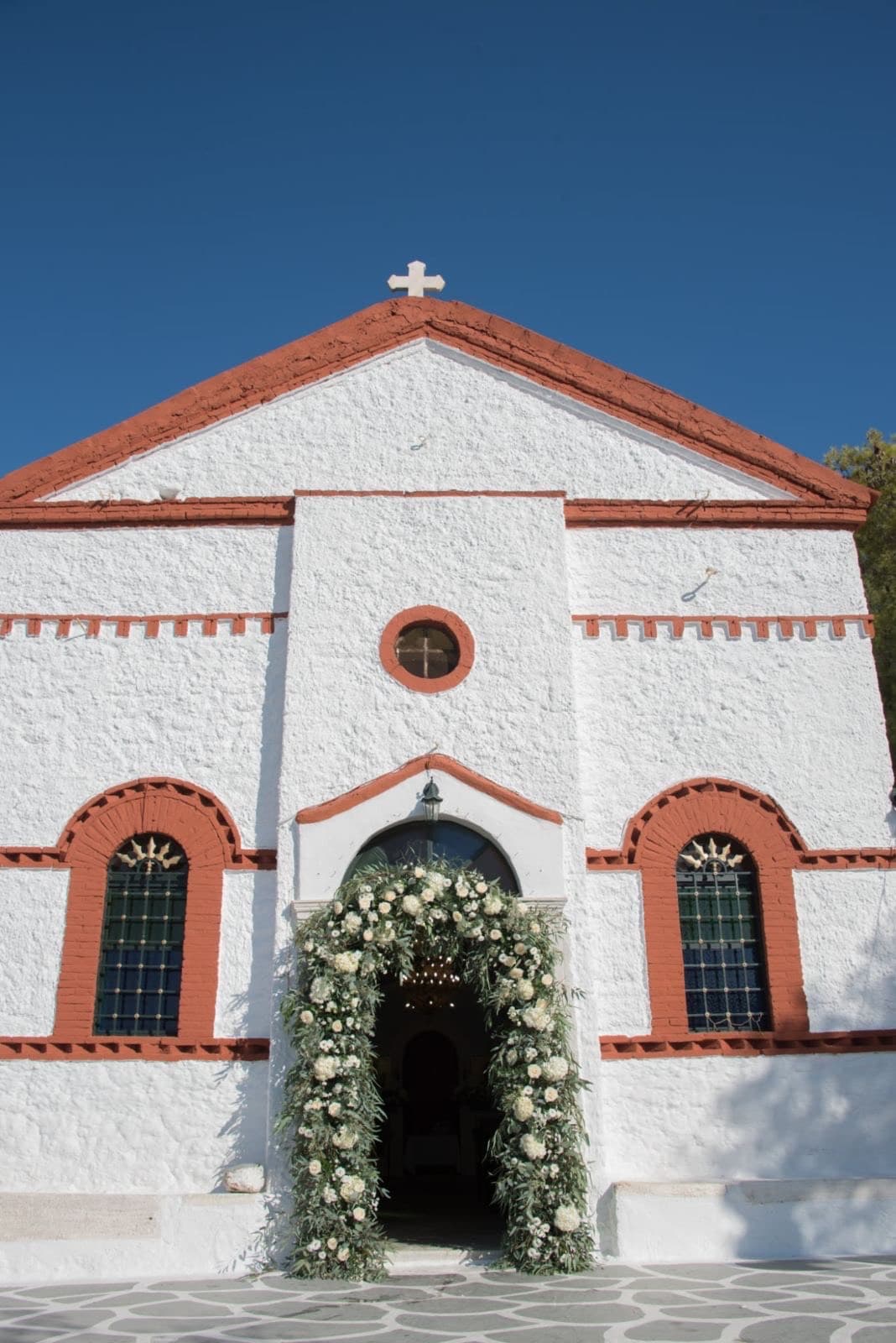 Agia Triada Keratea - Stone chapel