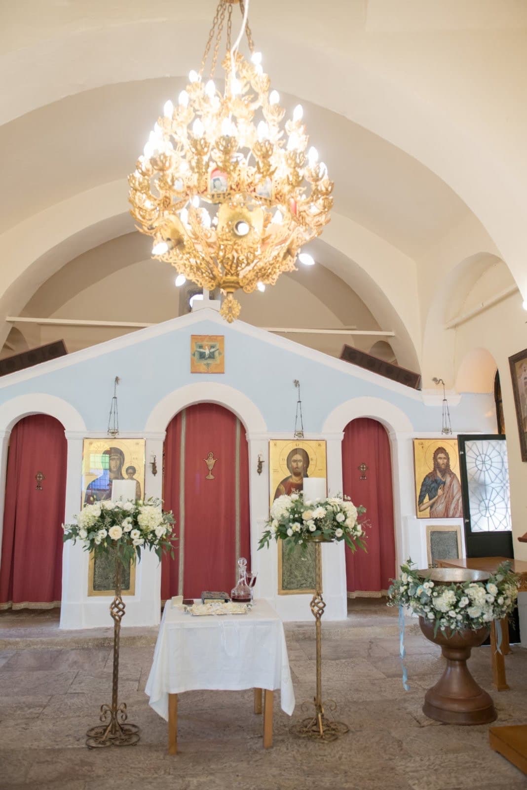 Agia Triada Keratea - Picturesque chapel