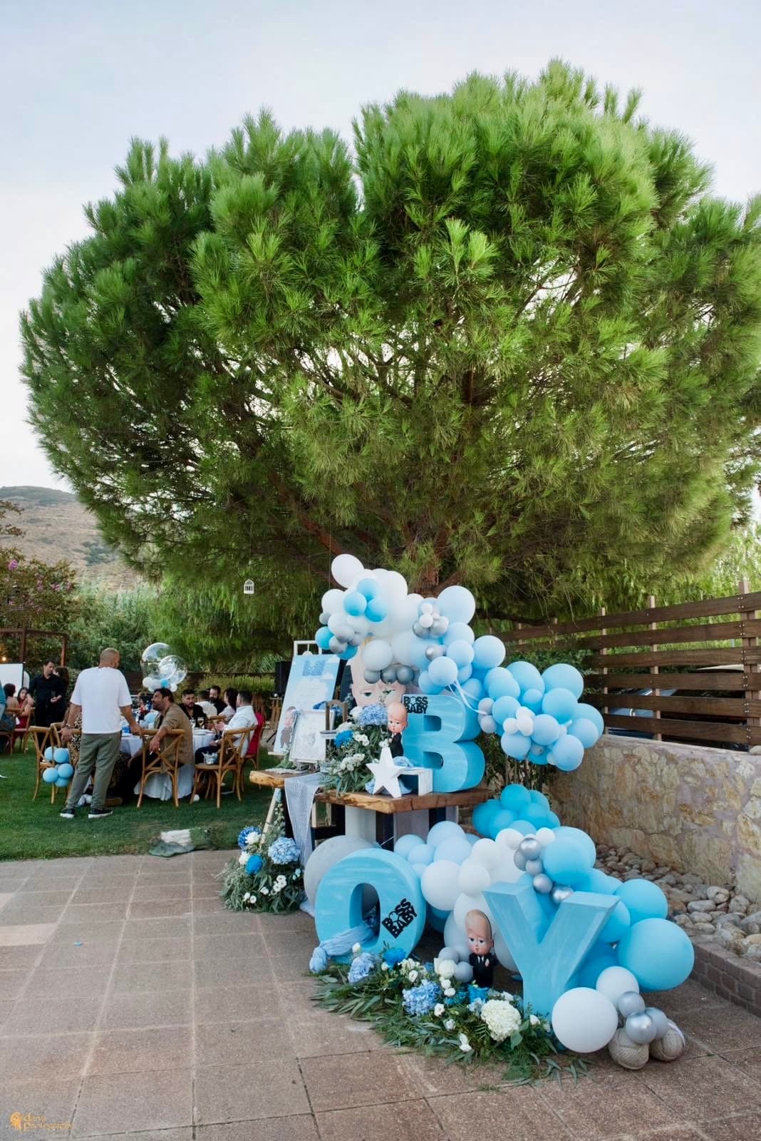 Keepsake table with thematic baptism décor